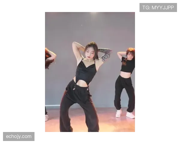 孙悦训练完直接去夜店？这自律人设有点绷不住了